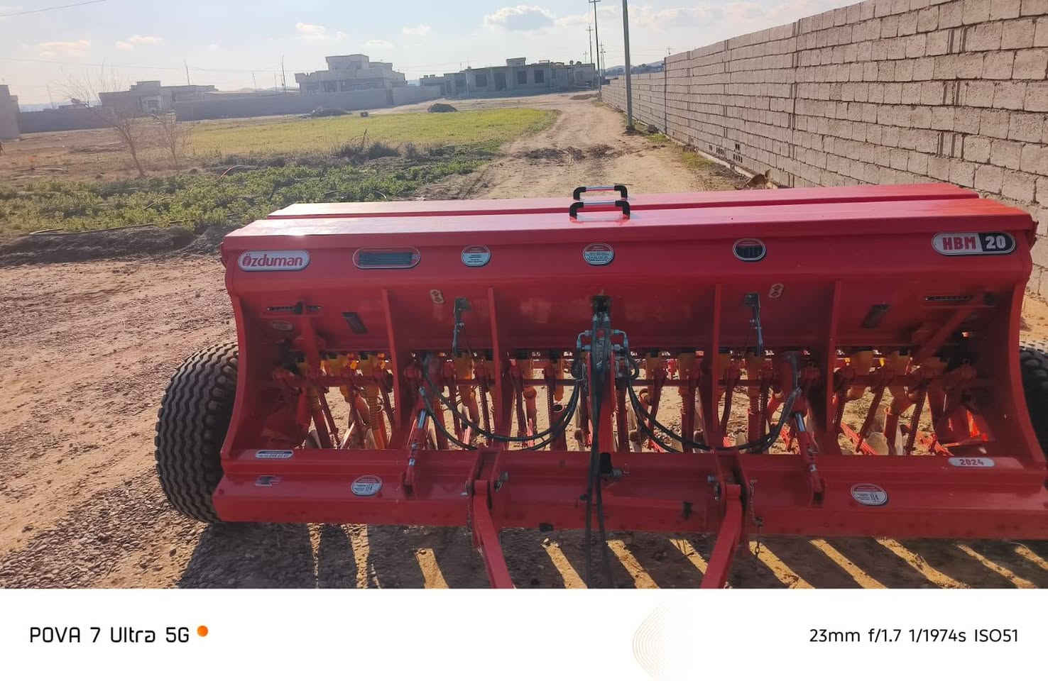 للبيع تركتر إيراني.
موديل ٢٠٢١.
كلو شركة ممفتوح بيه شئ. جديد.
وشوف العين احلا من الصورة بعد.
......................................................
طابعة اوزدمان مديل ٢٠٢٤.
حجم ٢٠ صاج.
جديده مشتغلة شئ قليل جداً.
.....................................................
الشراي يخابر الرقم.    ***********
