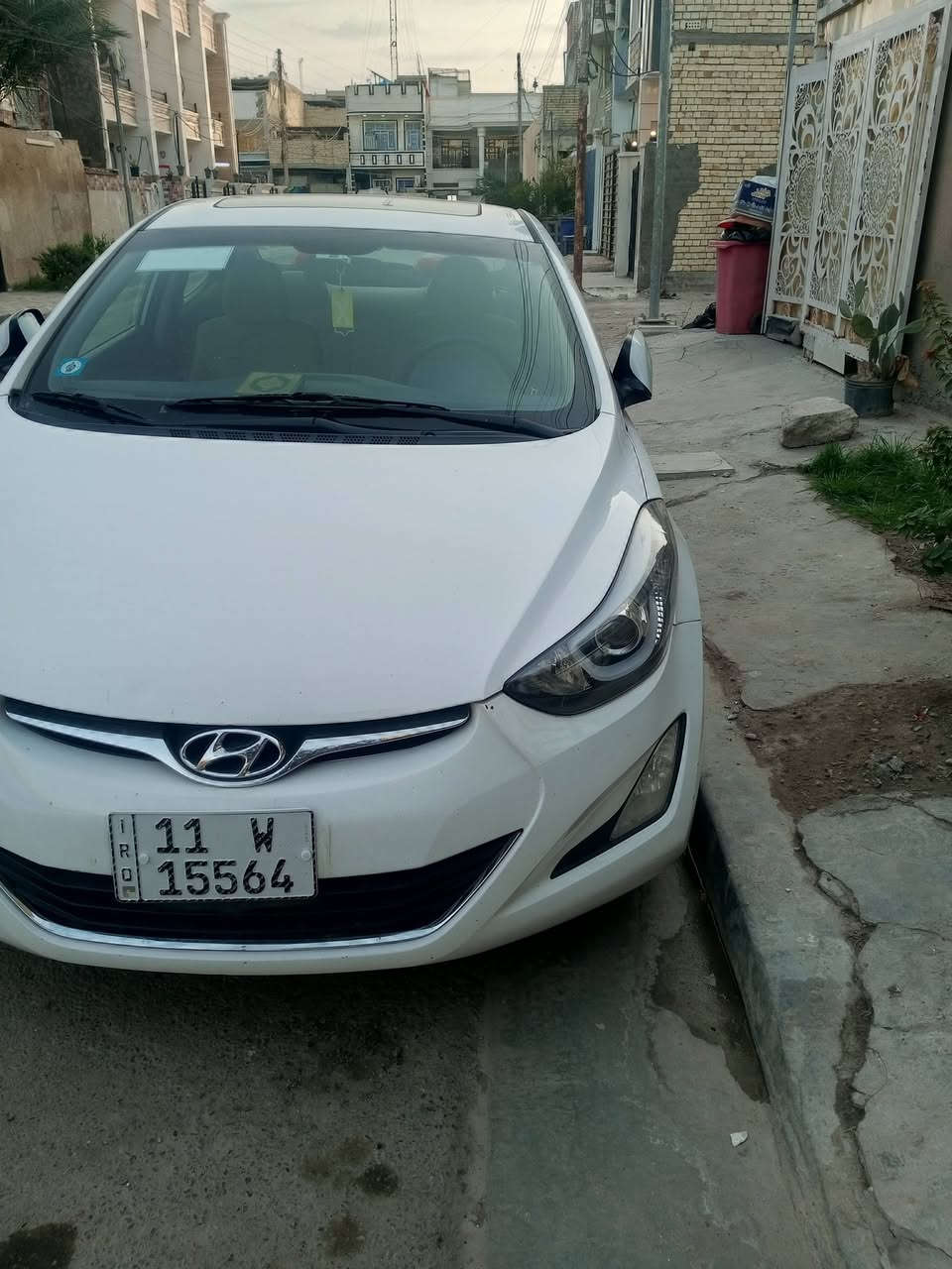 السلام عليكم النترا 2016خليجيه فول عده البصمه مري شفط مكانه البياع الشهداء السعر 114بسمي رقم تاليفون ***********
