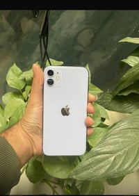 آيفون ١١ • بطارية ٧٧٪ • ذاكرة ٦٤