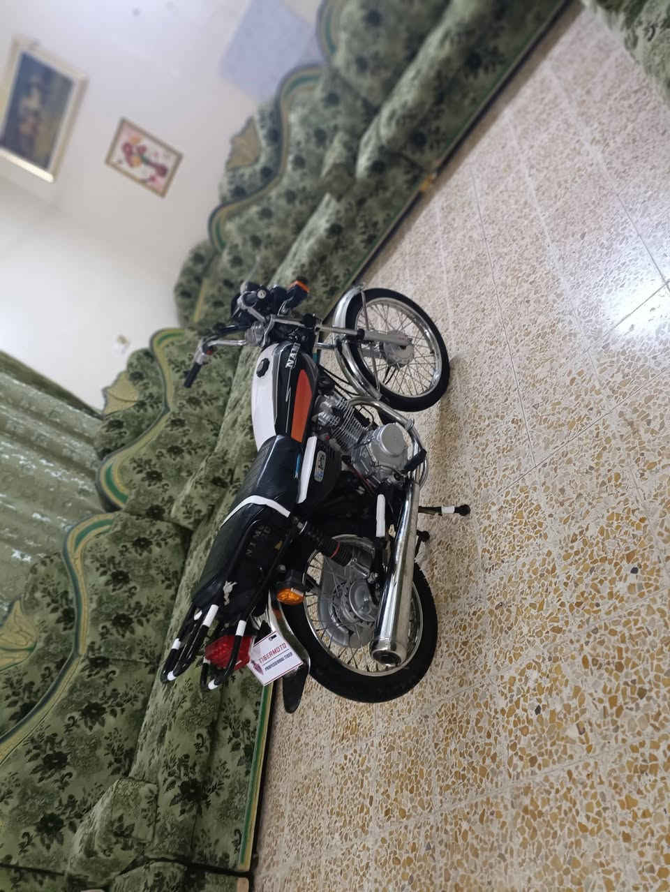 نامة متياز 3حرف شبه شلامجةباب اول الدراجة جديدة حيل محرك مكفول اوراق كاملة الدرجة مكفولة من كلشي السعر 575مكاني بابل محاويل رقم الهاتف ***********
