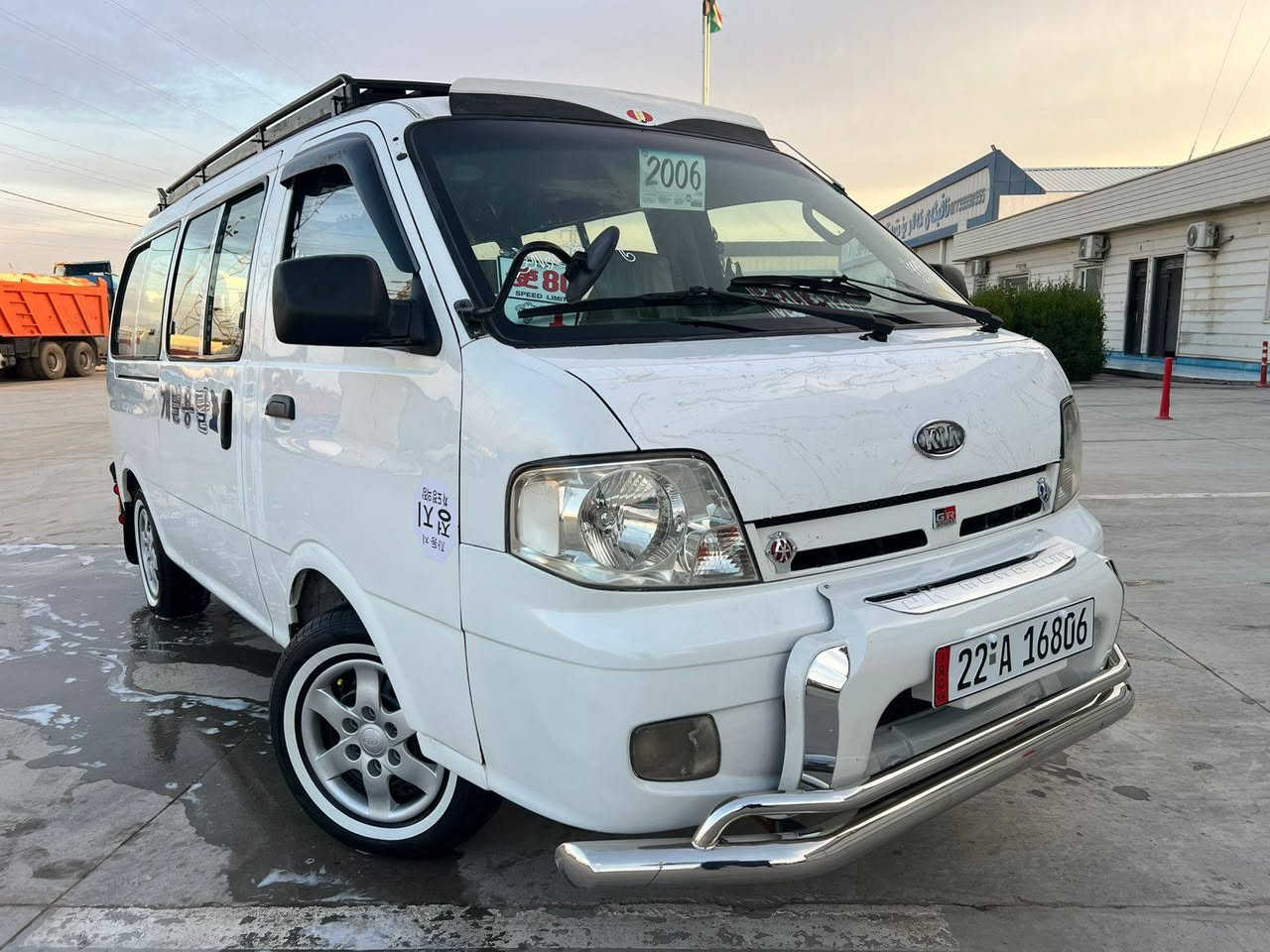 سلام عليكم بريجوو موديل 2006 مكفوله كفاله عامه محرك 3000 عادي محرك كير اكسل جديده خطو بحس مصفره سنويه جديده لحد 2029  هه زو فحص مروريه جديده سنويه بسمي سعر. 140 بيه مجال مكان كلار رقم موبايل *********** رقم كورك ***********
