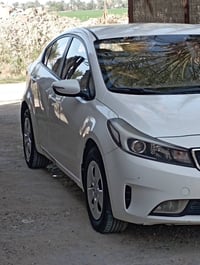 سيراتو خليجي  2018 بدون مواصفات بيه تبديل بابين وشوية صبغ كلهن بجهة ال...