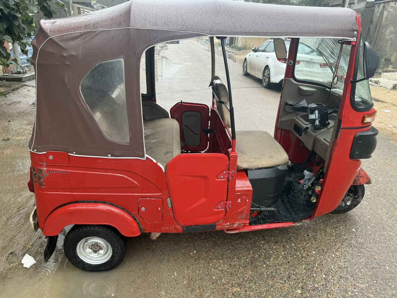 السلام عليكم تكتك موديل 2022مرقم كربلاء البيع بيهه ضربات موضحه بل صور محرك مجفت شركه يرادلهه ترتيب السعر 7500وبيه مجال مكاني محموديه ***********
