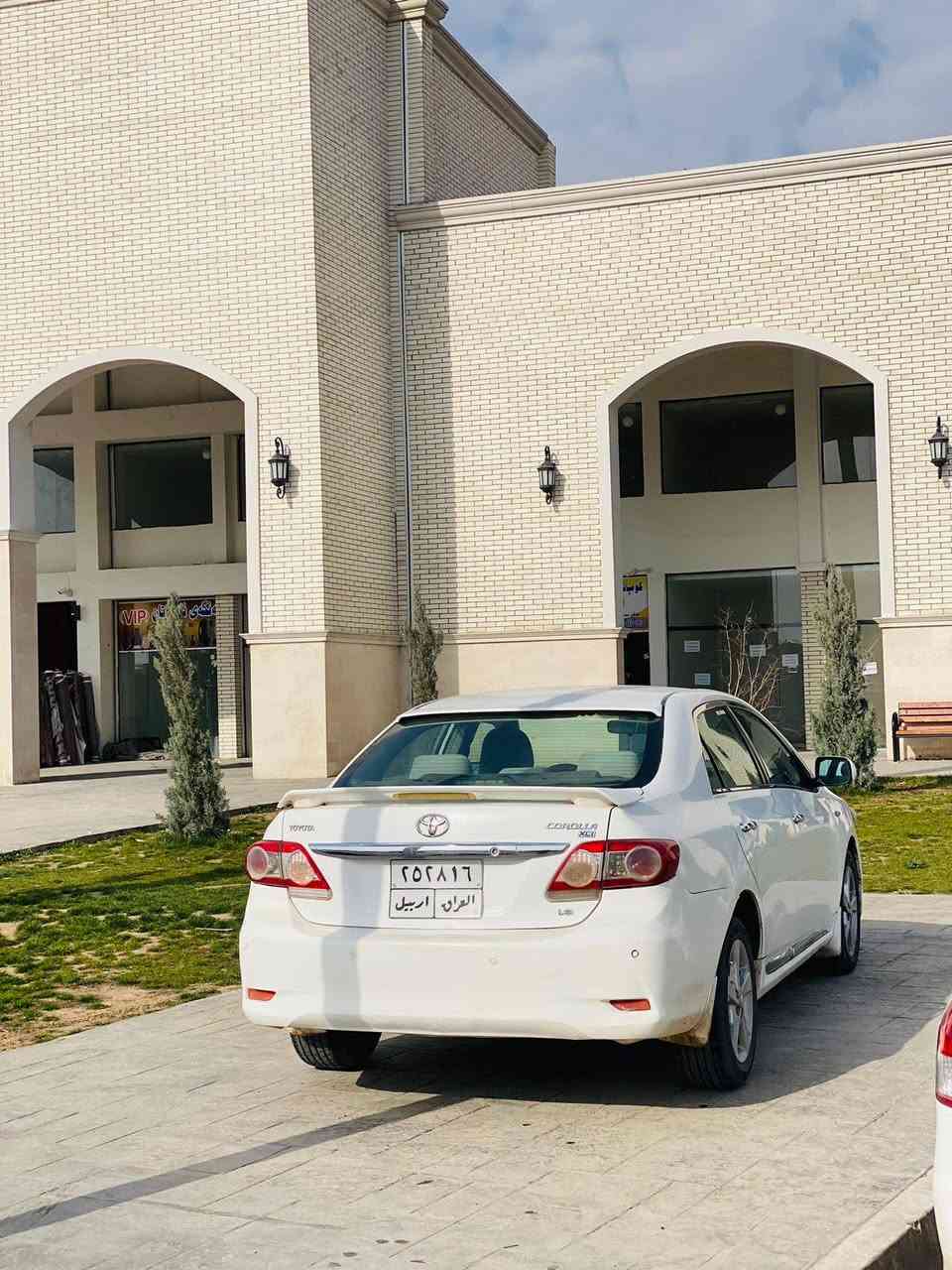 السلام عليكم

كورلا لبيع موديل 2009 

محدثة 2013 s ماشية 180الف 

  خليجي  حادث جاملغ باب بدون ايرباك 
السع ١٠٤  وبيه مجال***********
***********
