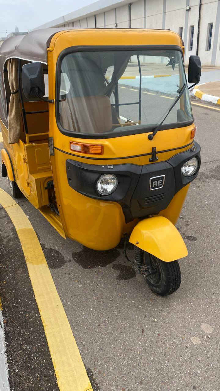 تكتك لبيع 21 اوراق شاكر لونين مفتوحه وكشره نضيفه العماره حي العسكري مكلف بنشر لا تراسل ***********
