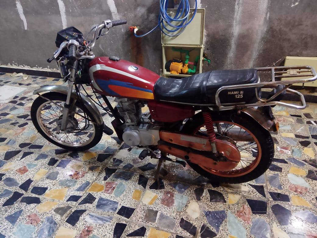 سلام عليكم دراجه البيع اوراق اصولي مديل 2012 سعر450العنوان البصره ياسين خريبط شراي يتصل ***********
