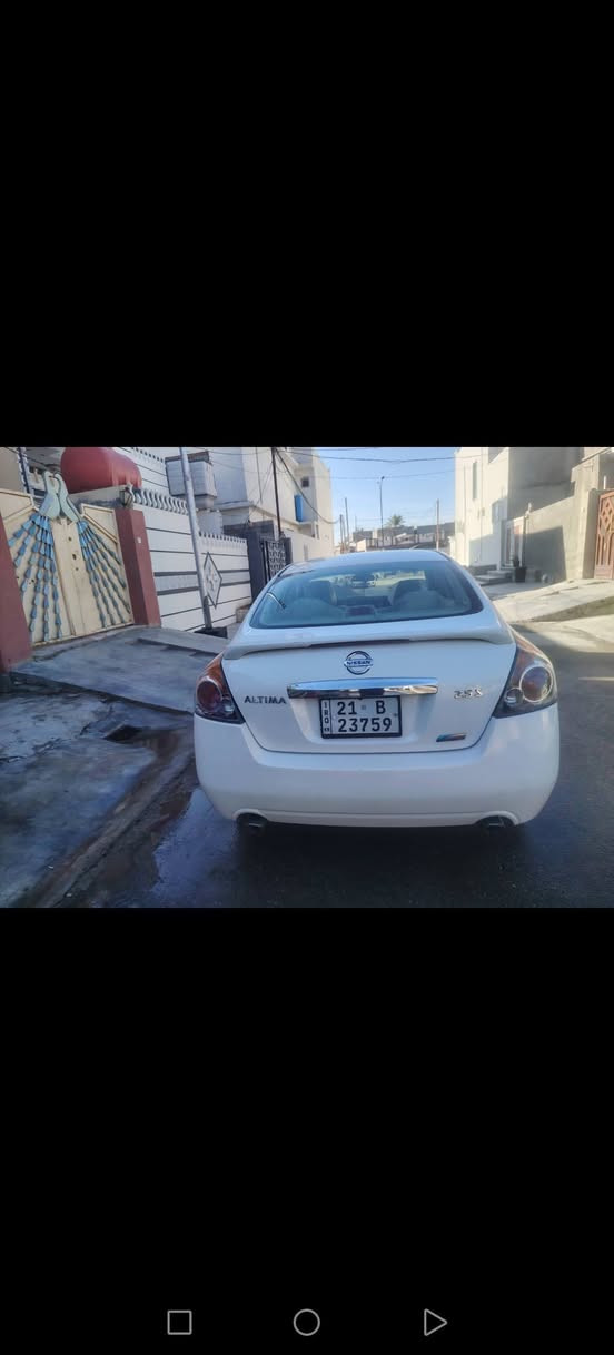 التيما 2012 خليجي رقم سليمانيه
بصمه تشغيل
بصمه أبواب 
شاشه وكاميرا
تبريد قطعتين
كير محرك مكفول سياره جاهزه من كل شي 
 صبغ جامرلغ خلفي إثر شخط موضح بالسونار
مراوس فقط كورلا 2015_2016
 واتساب ***********
***********
