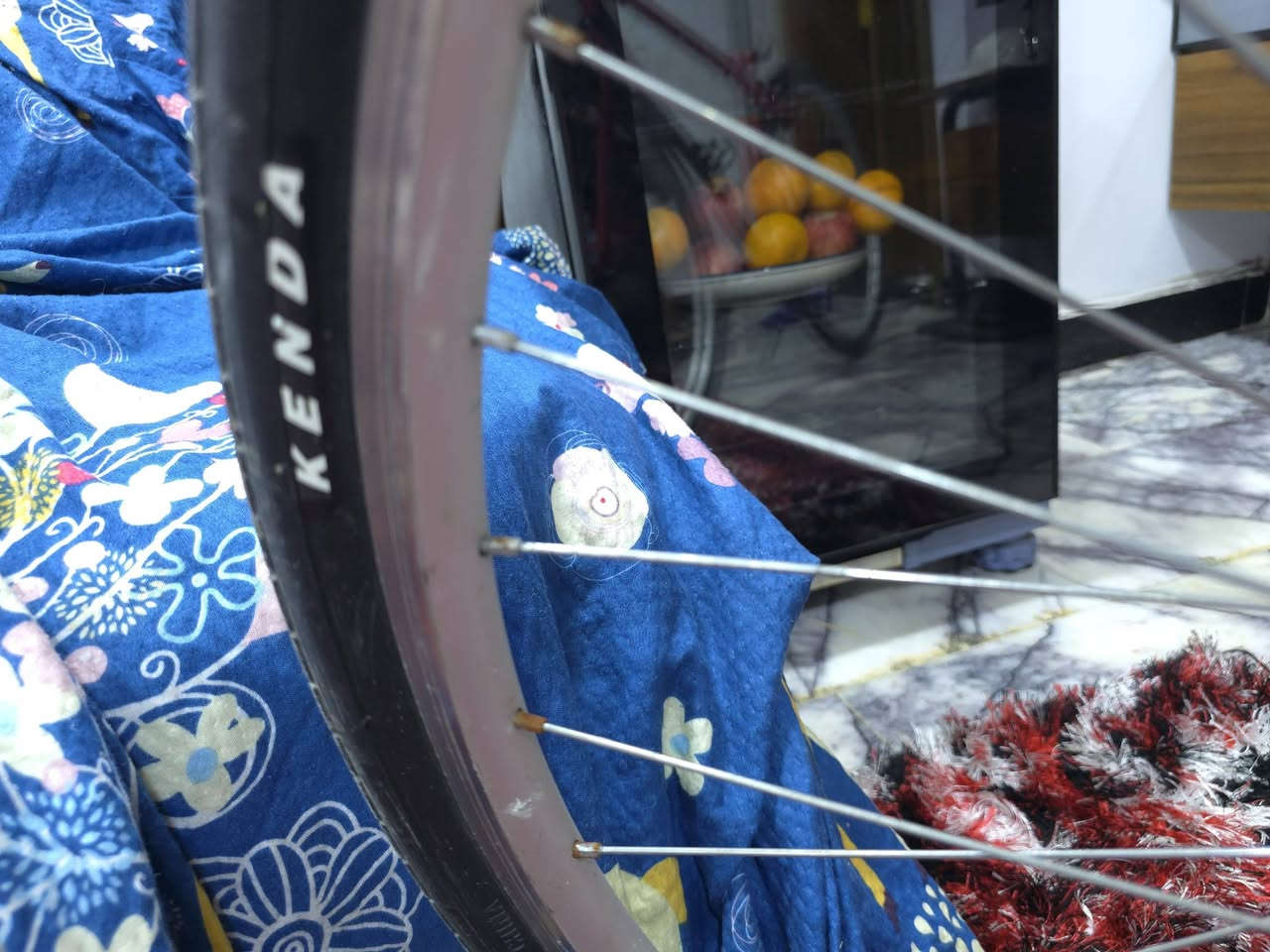 السلام عليكم . من رخصه صاحب الكروب  بايسكل للبيع s700 حجم 28  بحاله جيده من كل النواحي علمآ تايرات مع الجوابه تبديل قبل شهر مكاني بغداد السعر 175 للتواصل على الخاص  الماسنجر مفتوح


**إذا كنت صاحب هذا الإعلان وتريد حذفه لأي سبب، رجاءا أرسل رسالة إلى الدعم الفني**