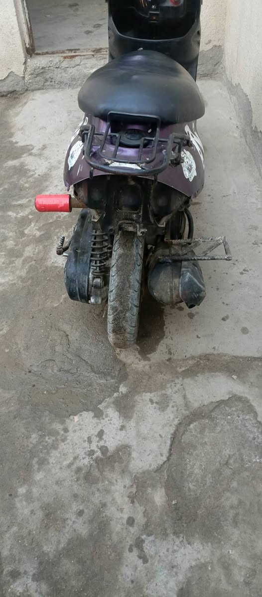 دراجة للبيع بيجي حربي ماحشي راجة فول شلعة شك الكاع المكان بو الخصيب عويسان شارع القصور السعر 150 هذا رقمي  ***********
