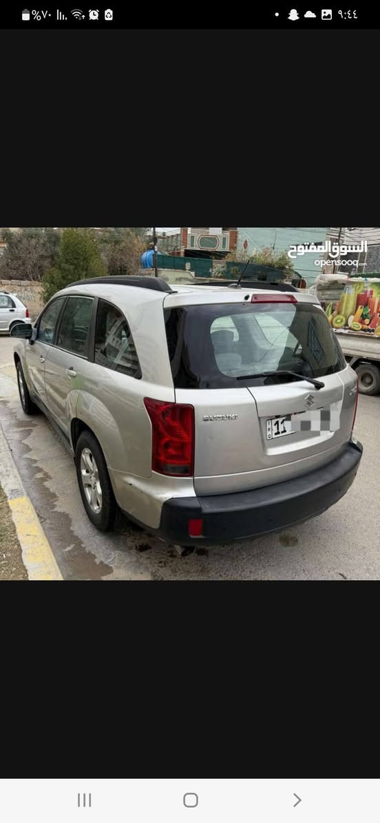 سلام عليكم ورحمة الله وبركاته
## 🚗 سوزوكي XL7 موديل 2008 - سيارة بيتي ونظيفة جداً 
**تفاصيل السيارة:**
 * **النوع:** سوزوكي XL7 (Suzuki XL7)
 * **الموديل:** 2008
 * **الحادث:** **بدون حادث (كلين تايتل Clean Title)**، مكفولة من الحوادث.
 * **المحرك:** **3600 (3.6L) بلادي**، شد شركة وما محور أبداً، محرك  بشرط ناعم.
 * **السعة:** **7 راكب** (ثلاثة سراوات كشنات)، مريحة جداً للعائلات والسفر.
 * **الوضع العام:** سيارة بيتي مخدومة ومعتنى بها، ما .
### ⚙️ المواصفات
 والإضافات:

 *شاشةتحكم مواصفات.
 * كشنات ومساحة داخلية واسعة ونظيفة.
 * نظام دفع ومحرك ممتاز وقوة سحب عالية.
 * هزة وصلاحية وسنوية (تذكر حالة الأوراق هنا: مثلاً
 تحويل مباشر/سنوية مجددة).

 * **السعر المطلوب:85 ورقه
 وبيهامجال[تعال شوفها وتدل
رقم السياره بغداد تحويل ثاني يوم 

 (قابل للتفاوض البسيط)
 * **مكان التواجد:بغداد حي الجامعه 
الاستفسار عن طريق الرقم الخاص ***********  أو خاص
