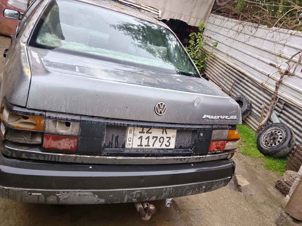 باسات
موديل1991
رقم نينوى انكليزي 
شرط التحويل
صاحب الشرعي اني
طخم تواير جدد
غرامات 100الف عل مشتري
كير شرط. محرك يصرف
ضرر سقف من جهه النفر
$السعر26وبيها مجال 
اسيا ***********
كورك ‏‪0751 065 5716‬‏
