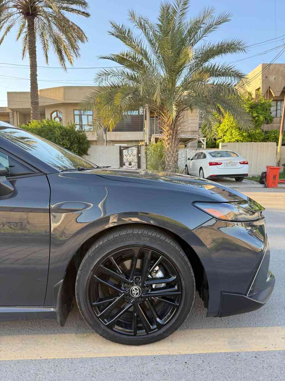 كامري XSE موديل 2025 لون مميز اسمنتي  

عداد المسافة 12 الف 
‎حجم المحرك : (2500)

 كافة الايرباكات سليمة %100
‎المواصفات SE 
حادث السيارة قبغ صندوق فقط 
بجم كبس السيارة بعدها بحالة الوكالة 

قيادة ذاتية 
تحديد مسار 
‎شحن واير ليس
‎كاميرا خلفي
‎ابواب  بصمة
‎بصمة تشغيل 
‎تشغيل عن بعد (𝐑𝐄𝐌𝐎𝐓𝐄 𝐒𝐓𝐀𝐑𝐓)
‎هاند بريك بصمة
‎اوتو هولد (𝐀𝐔𝐓𝐎 𝐇𝐎𝐋𝐃)
‎اوتو ستارت (𝐀𝐔𝐓𝐎 𝐒𝐓𝐀𝐑𝐓)
‎اوتو ستوب (𝐀𝐔𝐓𝐎 𝐒𝐓𝐎𝐏)
‎رادار امامي (تحديد مسار)
‌‌‎رادار جانبي (نقاط عمياء)
‌‌‎رادار خلفي (التحذير من الاصطدام)
‌‌‎حساسات خلفي 
‎نظام (𝐄𝐂𝐎)
‎نظام (𝐍𝐎𝐑𝐌𝐀𝐋)
‎نظام (𝐒𝐏𝐎𝐑𝐓)
‎مانع انزلاق+𝐀𝐁𝐒
‎تحكيم استيرن
‎استيرن هيتر
‎كشنات جلد
‎كشنات كهربائي
‎ كشنات هيتر 
‎تبريد لمس
‎تبريد مركزي
‎لايتات (𝐋𝐄𝐃) عدسة زينون بيلادي
‎بكلايتات (𝐋𝐄𝐃)

***********

مكان السيارة بغداد بغداد, العراق
