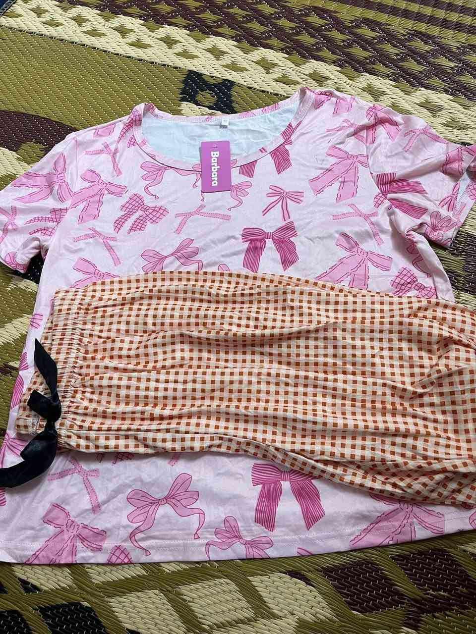 سلام عليكم تراكات صيفيه بجامه وفانيله نص ردن كل القياسات موجود سعر القطعه ٦ الف


**إذا كنت صاحب هذا الإعلان وتريد حذفه لأي سبب، رجاءا أرسل رسالة إلى الدعم الفني**