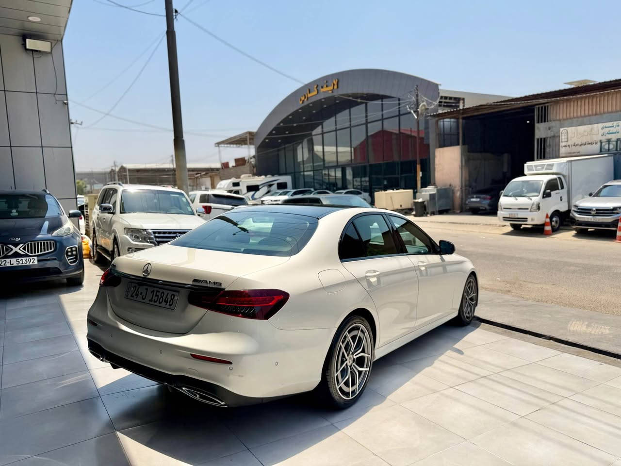 E class 300 
2021 الماني ضمان دولي 
مواصفات 
AMG هيكل بيلاد
حساس خلفي امامي 
اوتو بارك 
اردار كبير امامي سيارات 
ديسكات و ويل AMG بيلاد 
شاشة كبير كار بلةي 
ستيرن S بيلاد 
لايتات multe beem 
سيارة كفالة عام من دعامية حتي دعامية 
حتي شخط بشرط 
٢ سويج بيلاد 
سيارة موجود ب اربيل ٨٠ كم حقيقي ماشي 
٣٣٨$ 
*********** وتس اب 
*********** أربيل, العراق
