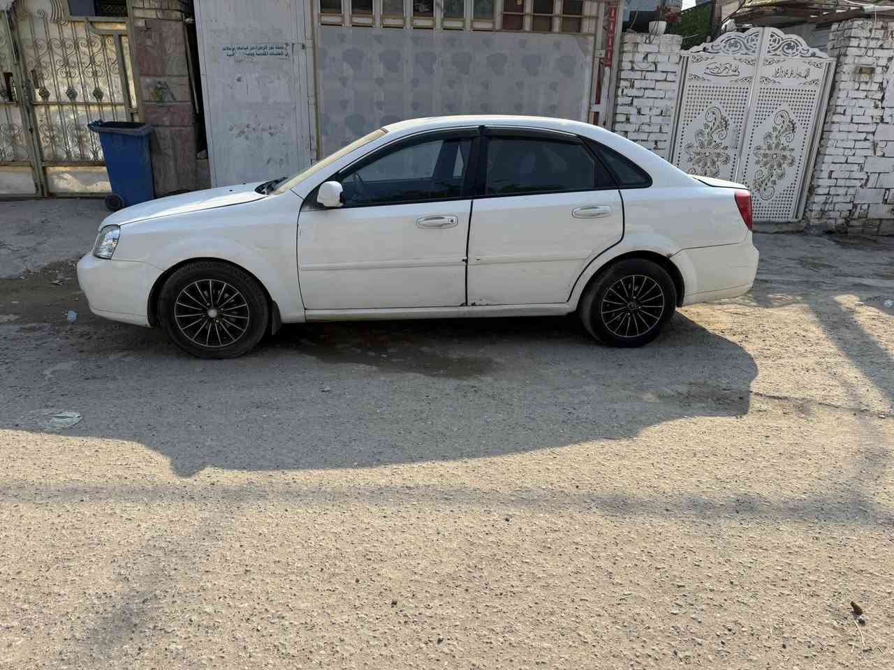 السلام عليكم 
اوبترا موديل 2011 
رقم بصره الجديد  انكليزي تحويل ب كل المحافضات تحويل مباشر
بيهه جاملخ امامي.تبديل والثاني صبغ 
گصه البنيد وگصه القماره رصعات سبب فتح البنيد اثناء السرعه 
السياره عليهه تخم ويل كب اسود 
السياره عليهه شاشه اندرويد 
وعليها كامره خلفيه وماصدات جدد 
السياره مكينه جديده مشدوده عليها تراي للبصره 
كير مكينه كفاله 
تبريد ثلج 
مكانهه السياره بغداد 
السعر 64 ورقه فقط فقط بلاش السياره 

الاتصال ع الرقم 
***********
