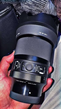 عدسة سيگما 50mm فتحة عدسة 1.4 للبيع او مراوس بـ عدسة سيگما 85mm فتحة ع...