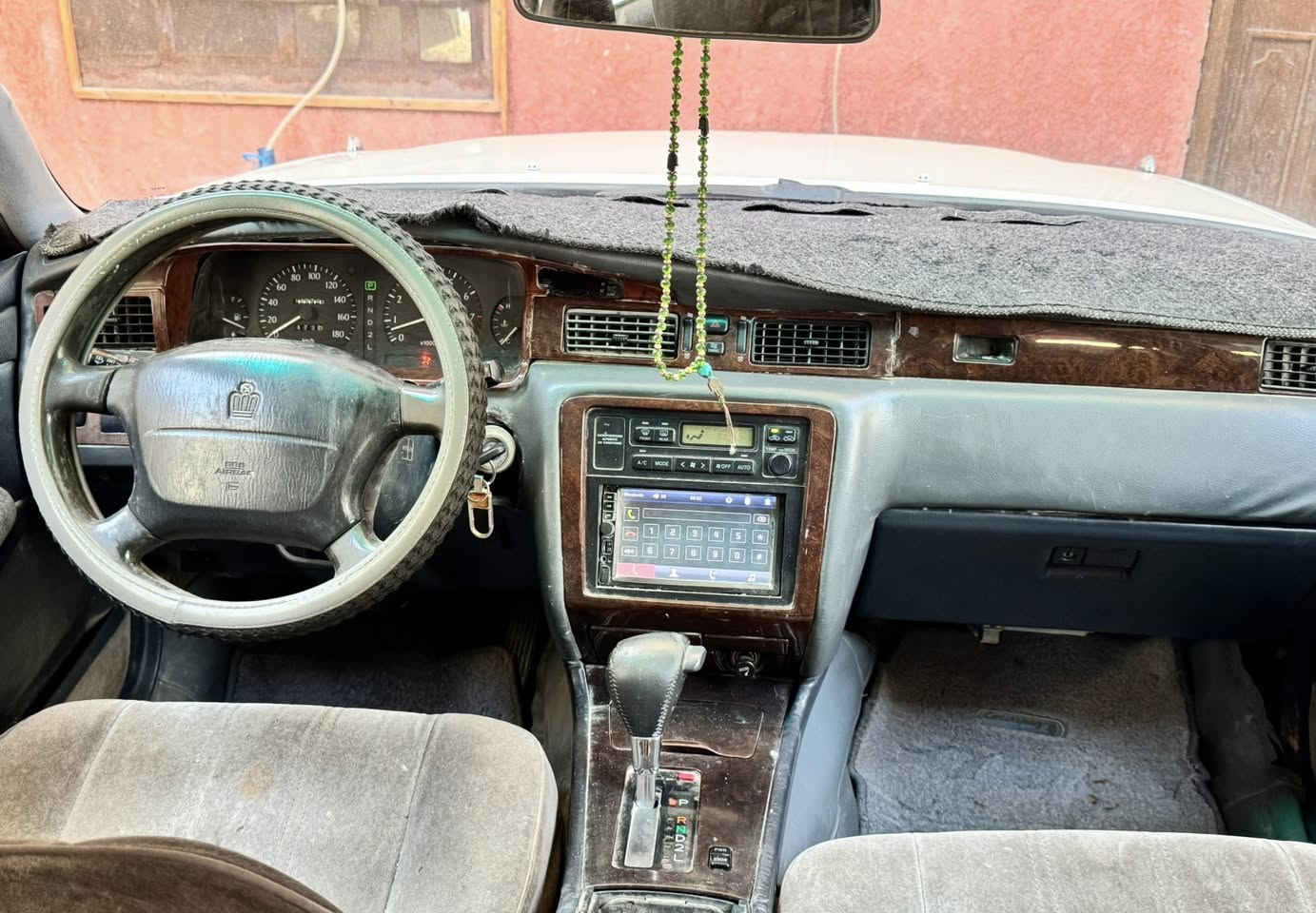 راس الثور فلات 
موديل ١٩٩٦
رقم انكليزي انبار (بأسمي )
لا گصة ولا نقل نقل جثة
محرك ٢٥٠٠ vvt
تبريد ثلج 
المكان ( البصرة : ابي الخصيب )
السعر ٨٥ 
باقي التفاصيل اتصل على الرقم
***********
