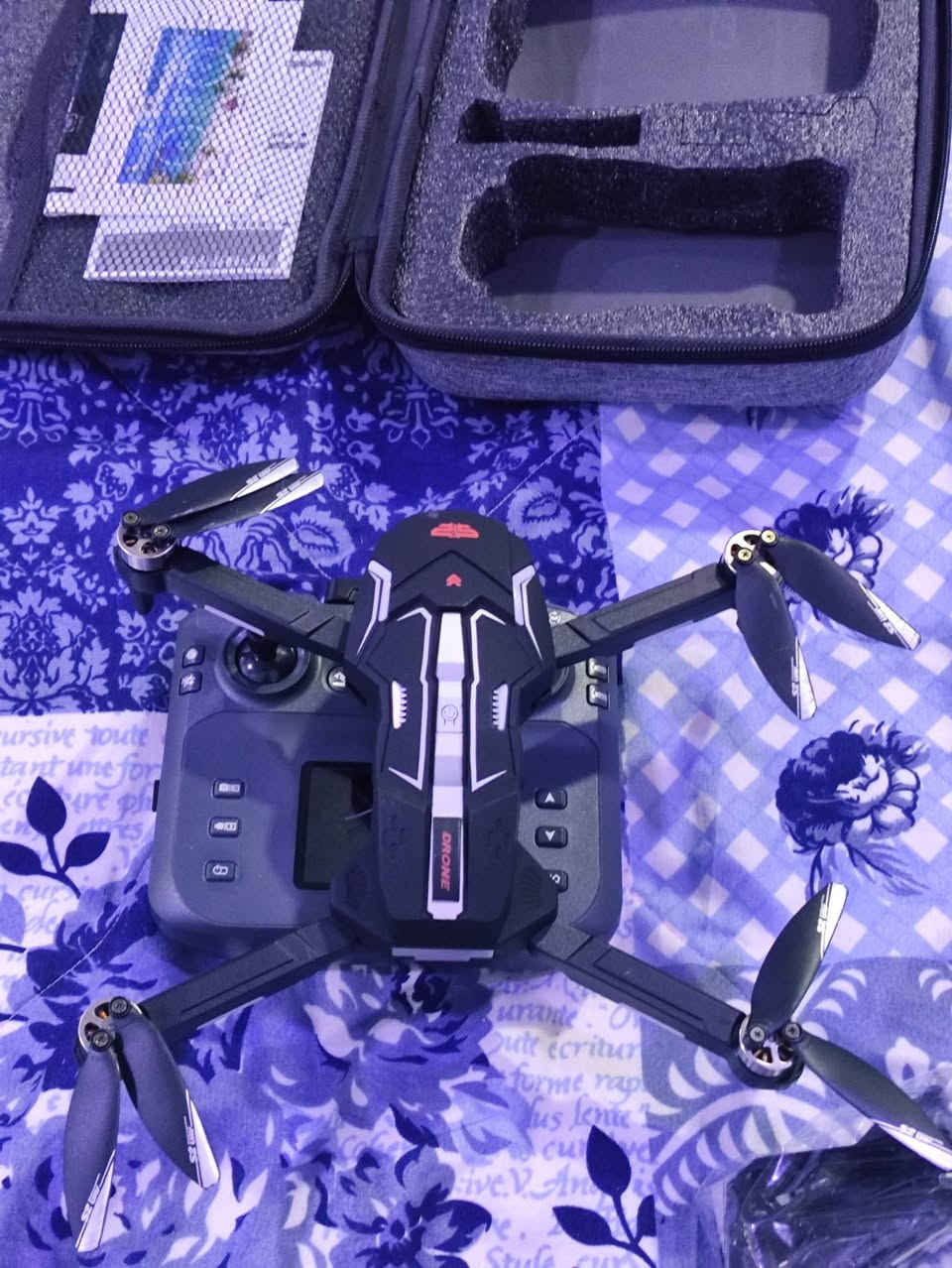 درون لبيع شاشه HD
السعر 60 الف 
الرقم *********** لاتصال
