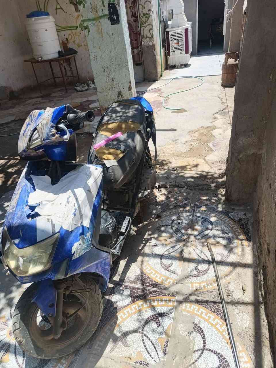 السلام عليكم دراجه للبيع***********
