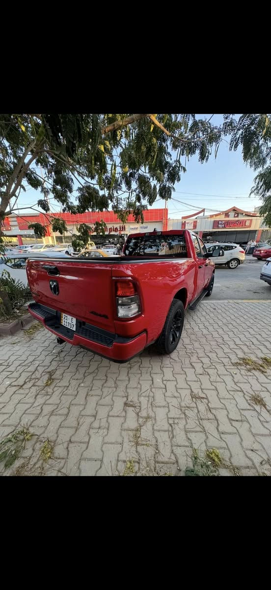 🌹🌹تحية طيبة🌹🌹
دوج رام 2023 بك هورن 
مكينة V6 3600 
صور الحادث مرفقة 
صبغ جاملغ وحافة البنيد وحافة الباب
مكينة كير مكفول 
السعر اكتب رقم 1 بلتعليقات 
مكاني بغداد 
***********
