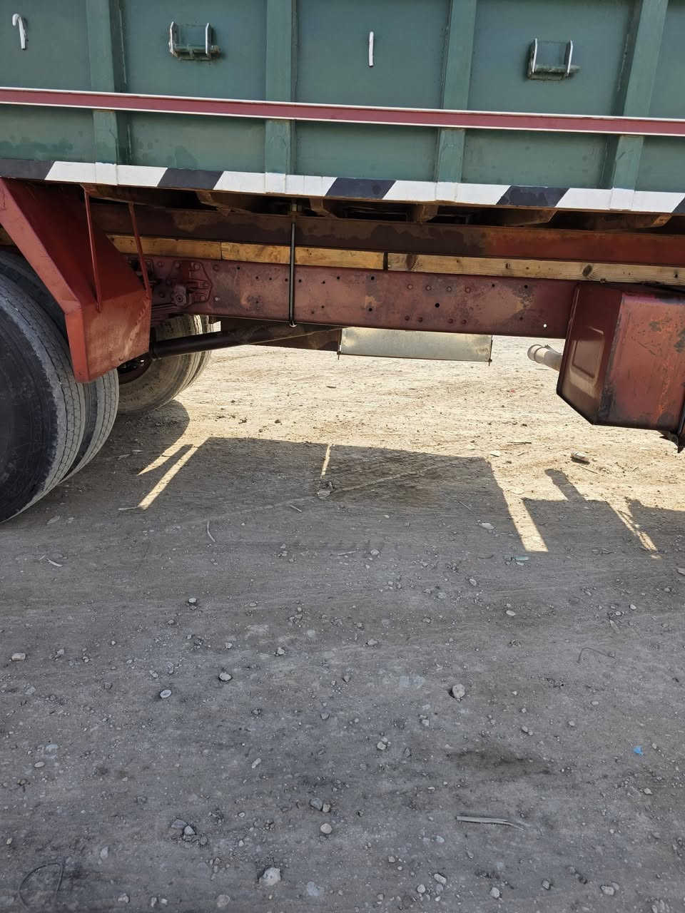 تك للبيع موديل 80بلاديه مكفوله من الصبق المكان الفلوجه رقم الهاتف /***********
