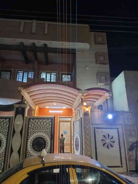 بيت للايجار مساحه 110 أمتار حي الانتصار شارع 30 قرب جامع خديجه طابقين يتكون من 3 غرف نوم وهولين واستقبال ومطبخ ومشتملات البيت فول فول 

مطلوب عائله صغيره 

سعر الايجار 250 الف للتواصل الاتصال 

***********

***********
