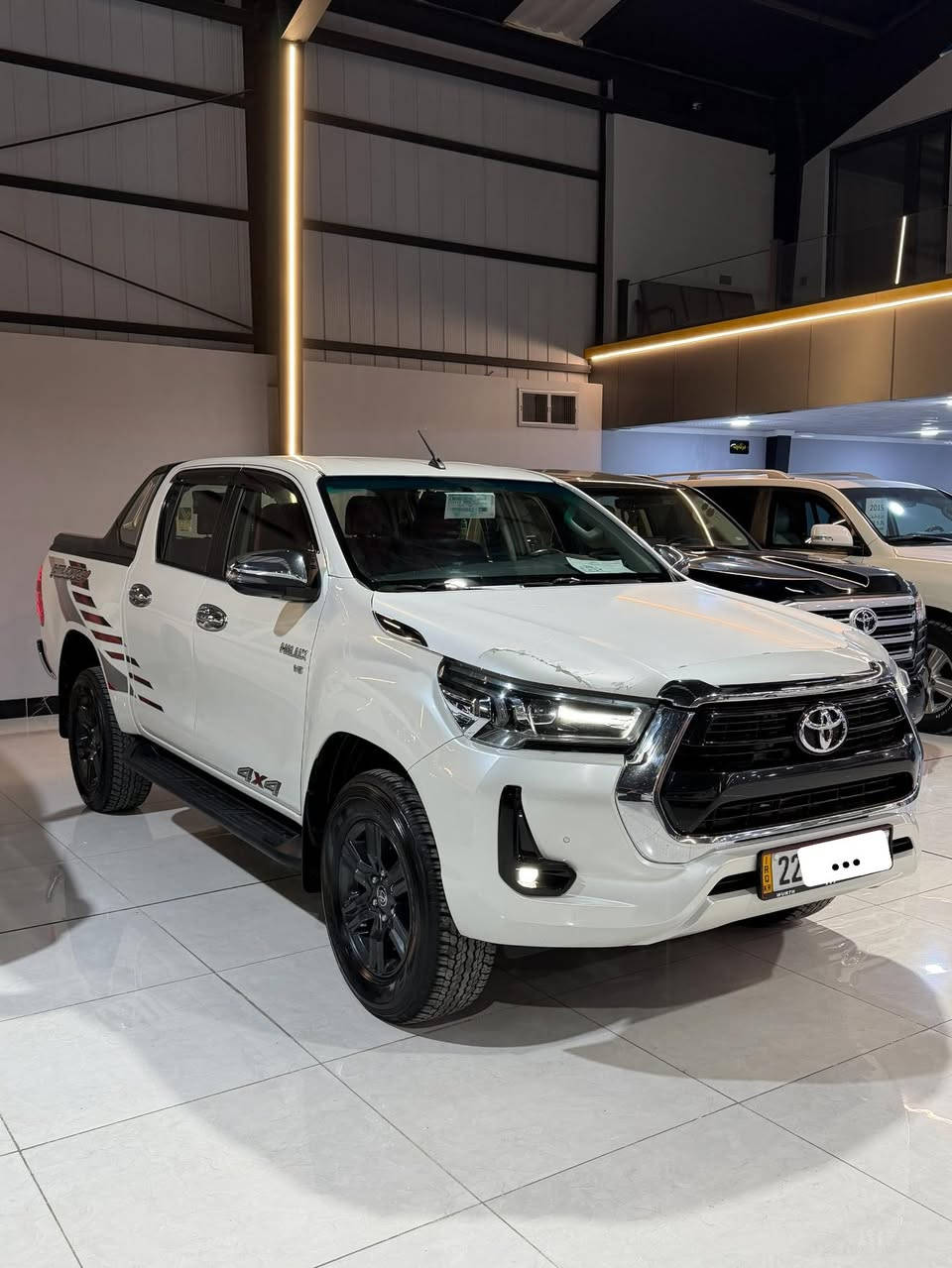 تويوتا هايلوكس 2022 ساس محرك 6 سلندر   
(مواصفات اوتوماتيك - مرى شفط - مرى اشارة 
لايت ليد - بونيد جكات - كشنات تبريد - بصمه 
شاشه - كامره - حساسات - فول مواصفات)

ماشى 115,000 الف حقیقی
مكفوله كفاله عامه محرک و کشر بشرط 
   
رقم اربيل بشرط تحويل غرامه 
    
سعر 348 ورقا بى مجال 

مكان قضاء كلار

***********
