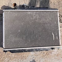 راديتر نيسان يورفان • قطع غيار
