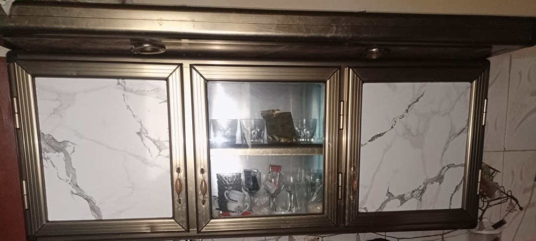 كاونتر قطعتين للبيع مستعجل 
مع سنك وحد سعرهم كلهم بيه مجال
للتواصل واتساب ***********
