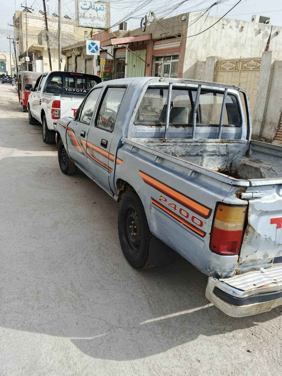 سلام عليكم بيكم تيوت مديل 89سياره جاهز مكينه كير حداديه خير من الله سعر 30وبيه مجال شراي يتصل ***********
