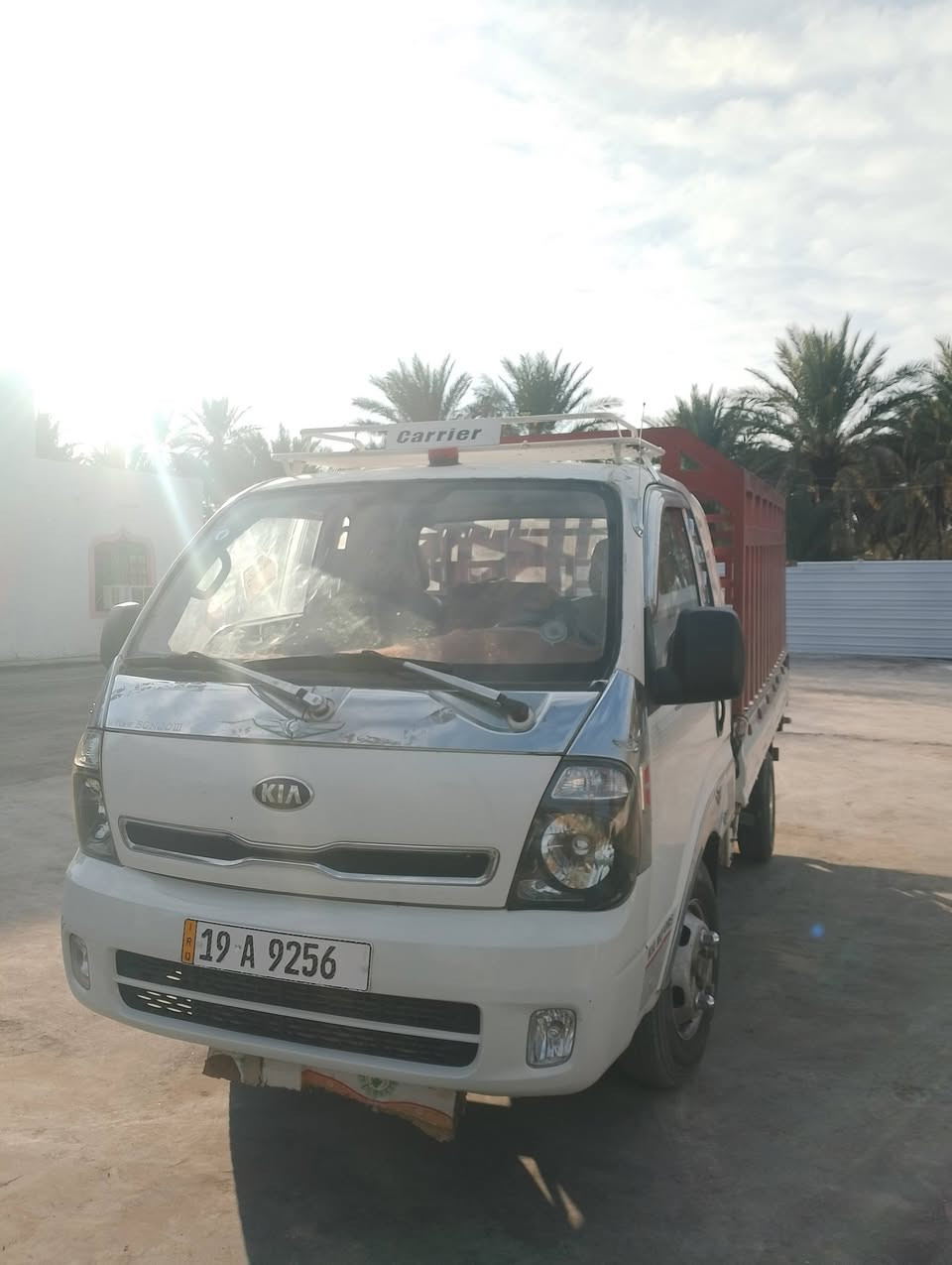 سلام عليكم كيا فحل موديل 2015 مكان بابل  سعر 125بيه مجال رقم الهاتف ***********
