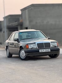 مارسدس دب • ١٩٩١ • مكينة ٣٠٠