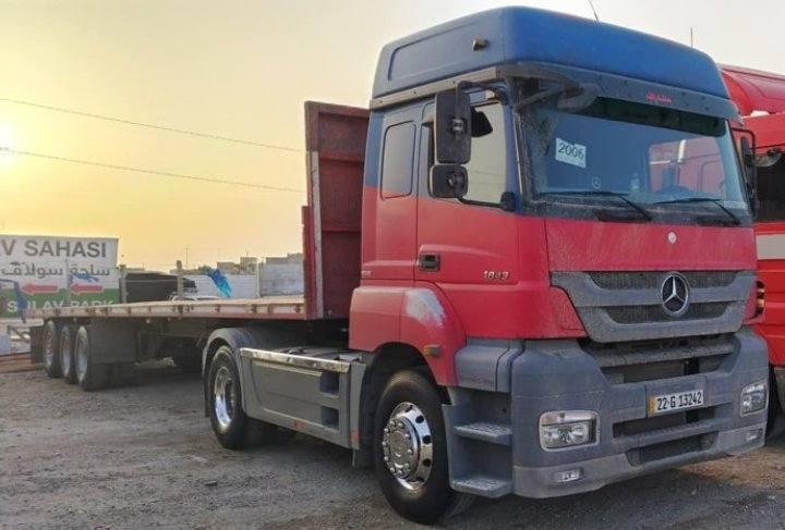 اكسور موديل 2006
كير كهرب
حجم 1843 
طخم تاير 
سنويه وهزه جديد
تبريد تدفه صوفاج
 جناب فافون 80
عربانه سبرنك هوائي 
٢ مزوج بلادي والأخير فرندكسن تك
***********وتساب
