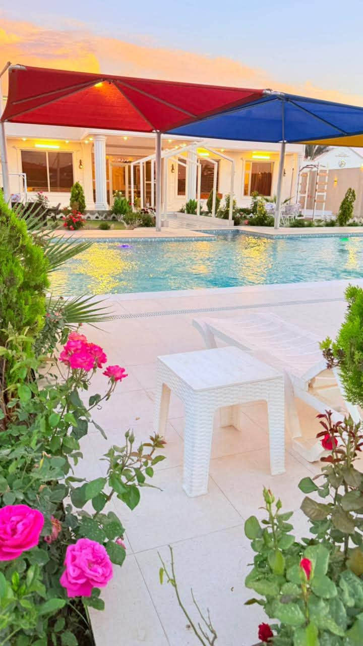مزرعة هبي لايف 🏡🏝️
يتوفر كافة وسائل الراحة😊
🔹مسبح كبير🏊🏻
🔹مسبح صغير🏊🏻‍♀️
🔹غرفتين نوم وصالة كبيرة مكيفة🏘️
🔹مطبخ داخلي  و مطبخ خارجي 🥘🍚
🔹شواية سمك و كافة ملحقاته🍖🍗🍢🍡
🔹مراجيح🎡⛱️مع العاب للاطفال 
🔹منضدة 🏓 
🔹فيشة 🕴🏻🕴🏻
🔹سماعة دي جي🎤🎼🎷🕺🏼💃🏻
🔹شبكة انترنت 📶
🔹كهرباء 24 ساعة🚨🔌💡🖥️📺

📍موقع المزرعة صلاح الدين قضاء بلد

للحجز اتصل☎️📞
‏***********
