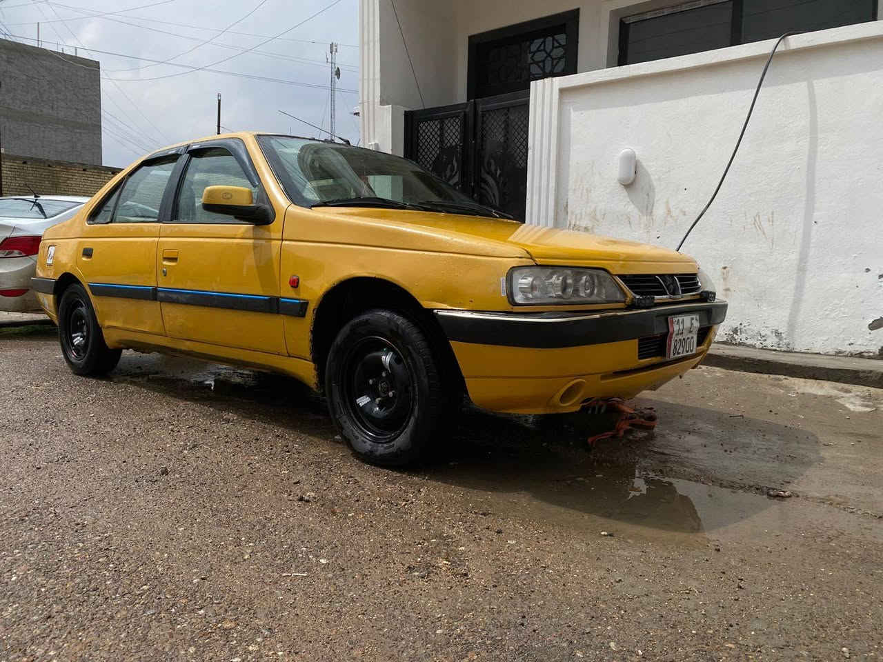 يالله السلام عليكم
بيجو لميس ٢٠١٣
كير مكينه فرنسي ٢٠٠٠ نضاف كلش
صدر خلفي جديد
 امامي ٨٠٪؜١٠٠
دواخلها حلوه بس بطاينها عوزها ترتيب
كشرها شوف العين
تخم تاير 
مصفره هيئه وغرامات
كلج جديد 
سياره خير من الله 
تبريدها الكمبريسر بي مشكله فقط الباقي كله نضيف 
سنويه ساقطه صارلها ٣ اشهر 
بيها بس بنيد طاير وجاملغ السايق 
السعر ٣٦ وبيها مجال

التواصل واتساب  ***********
