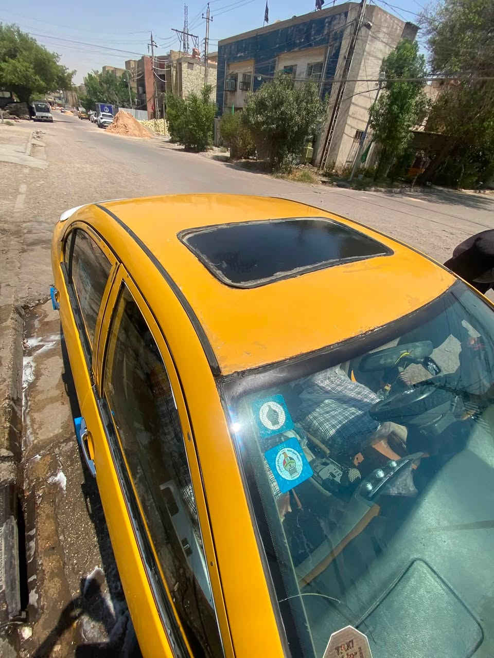 ليفان 620 محورة مكينه وكير بيكاجو
صدر ودهن كير ومكينه وادامة كاملة ودسكات كله جديد 
فاحصها بجهاز بالطالبية مابيها آي شي خير من الله السيارة الحمدلله
رقمها بغداد انكليزي بأسمي تحويل ثاني يوم  
سعرها 42مجالها بسيط 
***********
