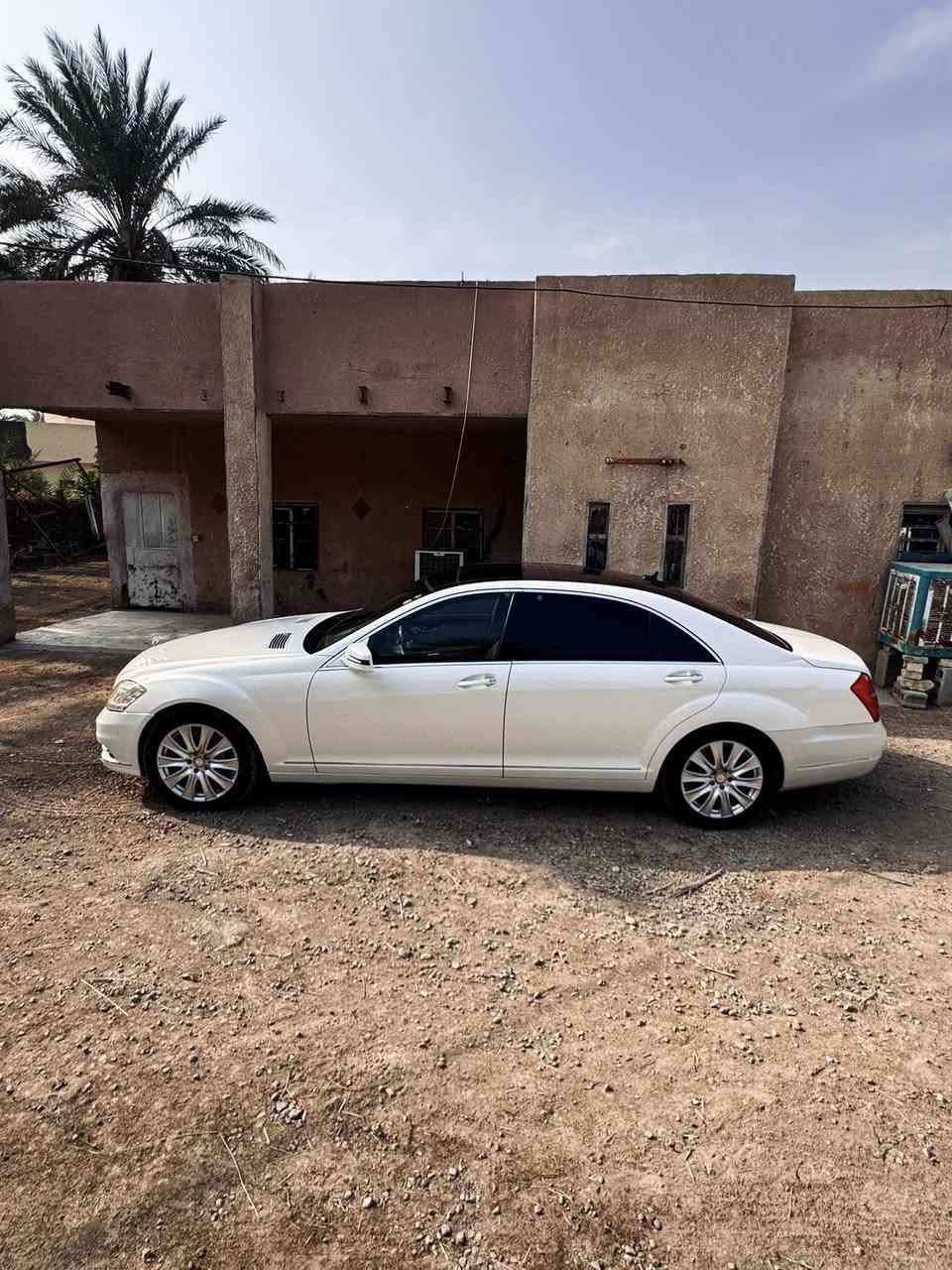 السلام عليكم ورحمة الله وبركاته 
مارسيدس 2012 350s
مواصفات الsالمعروفة 
كفاله عامه 
السعر اتصل وبيك خير وتدلل
***********
