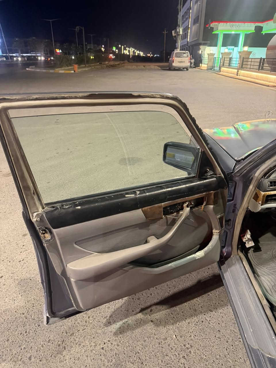 مارسيدس جامبو1989
رقم بغداد شرط التحويل والغرامات محرك vvt-3000 صدر امامي خلفي جديد غرفه السياره موحلوه وكشرها كدامكم ب صور تريد ترتيب السعر 35 وبيها مجال بسيط مكان السياره تكريت ***********
