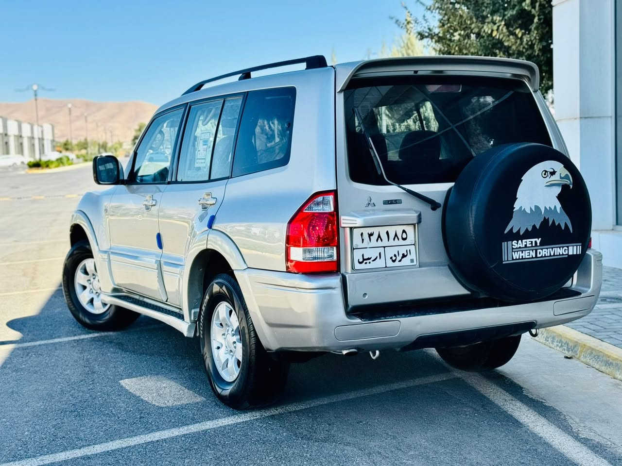 ﷽
‏ ◽️MITISUBISHI PAJERO 2007
باجيرؤ مؤديل 2007 
مواصفات خليجي 

◻️محريك V6 3.000L سته سلندر محريك مرغوب
گير و محريك أكسل بشرط
🔹بدون صوت بدون صرف بدون خلل شرط فحس

◻️سيارة حيل حيلوة جديد
سيارة بدون تعديل بارد  بدون تبديل بدون جراد
🔹بيها { بص بنيت كلير } بدون دواخل بدون أيرباگ

◽️مواصفات خليجي 
🔹{{ ثلاجة - فور ويل - داخل بيجي  - تبريد مركزي - ٧ راكب - مراي شفت  - كاميرا  - فورميكا - بلاجكتور - تحديد سورعة - ويل كپ - بعد هواي مواصفات }}

◽️اربع تاير و ويل جديد سيارة بدون مصروف
🔹سيارة شرط بدون اى نواقص گير و محريك و حدادي و كاهرباى كولة بشرط
🔹سنوي و رقم و هزة  سنوي بأسمي تحويل بشرط
🔹 نفسي يوم / تحويل و كاله حاظر
🔹 مكان_🌆 سليماني

◽️سعر_ 96$
◽️موبايل☎️_ *********** /// ***********
~~~~~~~~~~~~~~~~~~~~~~~~~~~~~
﷽
‏ ◽️MITISUBISHI PAJERO 2007
باجيرؤ مؤديل 2007
مواسفات خليجى ره نگى برونزي

◻️مه كينه V6 3.000 شه ش بستؤن مه كينه مرغوب
🔹گير و مه كينه و ئه كسل و كاره باى به شه رت
سه وت و سه رف و بوخارى نييه به شه رت

◻️سه ياره كه زؤر جوان ماوه ته وه و
🔹بئ ساردو بئ كال بونه گؤراواى نييه به شه رت
🔹( ته نها بونيتى كليره ) بئ ناو گرتن و بئ ئيرباگ

◻️مواسفات خليجي
{{ سه لاجه - ده بل ئه كسل - ناو كريمى  - ته بريد مه ركه زى - سئ ريز كوشن - ئاوينه شه فت  - كاميرا - فؤرميكا  - بلاجكتؤر - تحديد سورعه - ويل كه پ - }}

◻️چوار تايه و ويلى لؤكى بؤ به ستراوه
🔹سه ياره كه يه ك دينار مه سروفى نييه
◽️ته حويل ئه سليه سه ياره كه ته حويل و غه رامه به شه رت
🔹گير و مه كينه و كاره باى وهه موو گيانى به شه رت
شوين🌆: سليماني 

سعر💵:96$
موبايل📲:*********** /// ***********
