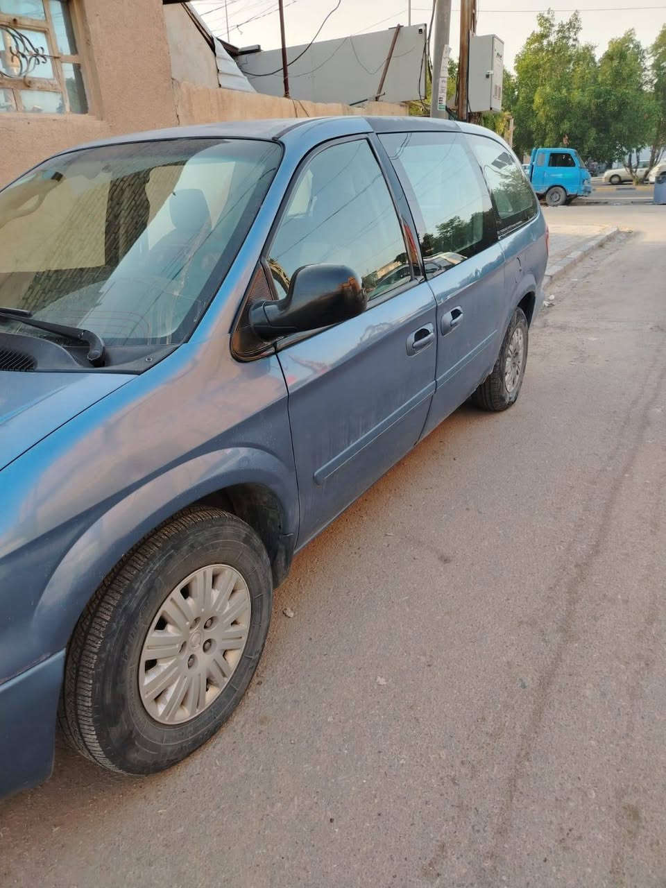 كرايسلر تاون كانتري 2007
سنويه لغايه 2027 بسمي 
مكينه 3300 تبريد قطعه وحده ضربه خفيفه بجاملغ الخلفي صوب السائق والباقي كفاله بدون صبغ
السعر 76 وبيها مجال للاتصال *********** النجف, العراق
