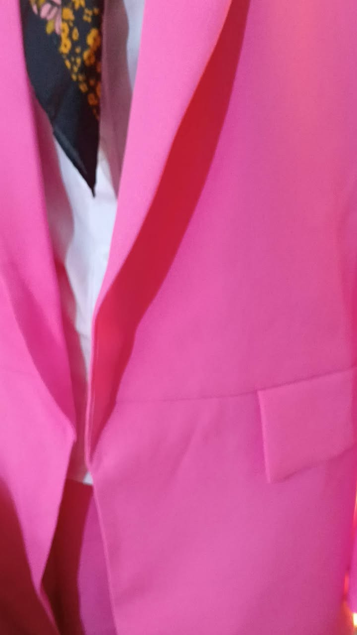 قاط قياس XL ..بنطرون كيلوت +سترة طويلة // يلبس وزن 75
السعر 25


**إذا كنت صاحب هذا الإعلان وتريد حذفه لأي سبب، رجاءا أرسل رسالة إلى الدعم الفني**