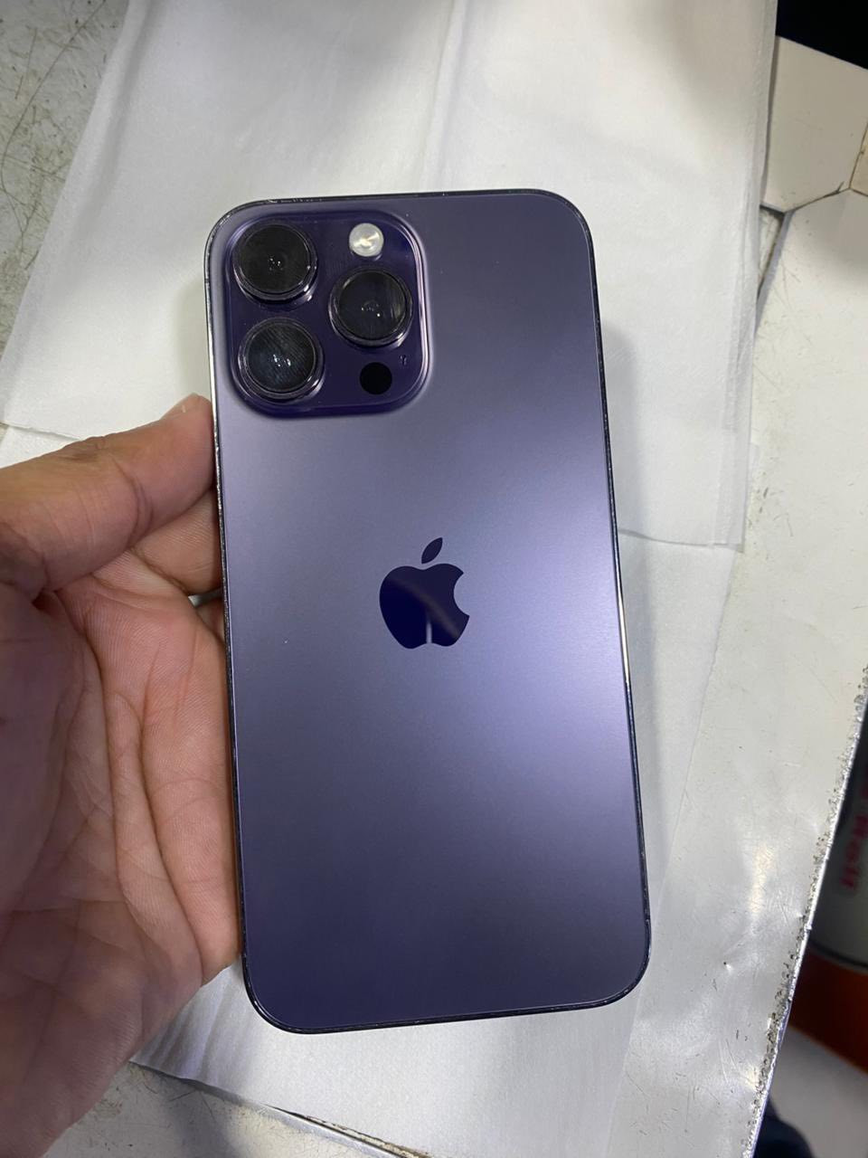 سلام عليكم 14برو ماكس  ذكره 256 شرق اوسط كرتونه وياه تجي تفحص حاسبه كدام عيونك وين مايعجبك بطاريه 89 جهاز بلادي سعر ٨٨٥وبي مجال شرايه مكاني بغداد الحسينيه مال راشديه رقمي ***********
