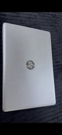 لابتوب • نظيف مرتب • للبيع