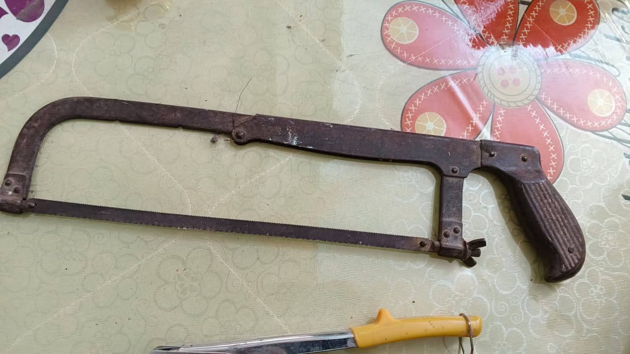 السلام عليكم  عدد يدويه للبيع للاستفسار على الرقم ***********
