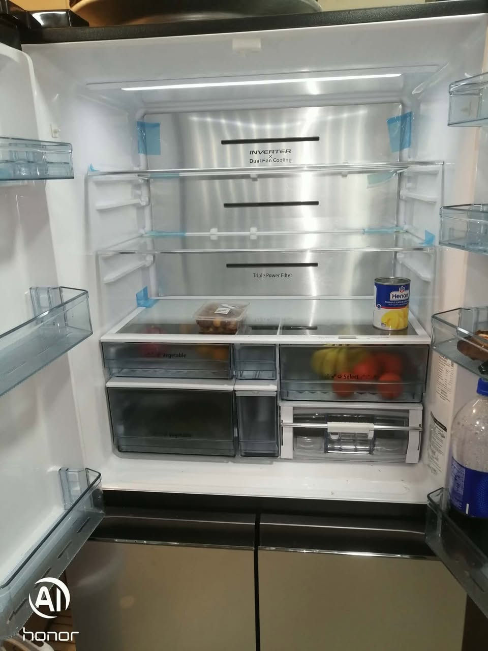 السلام عليكم ثلاجه لبيع استخدام شهر جديده مكانه بوابه العراق
***********
