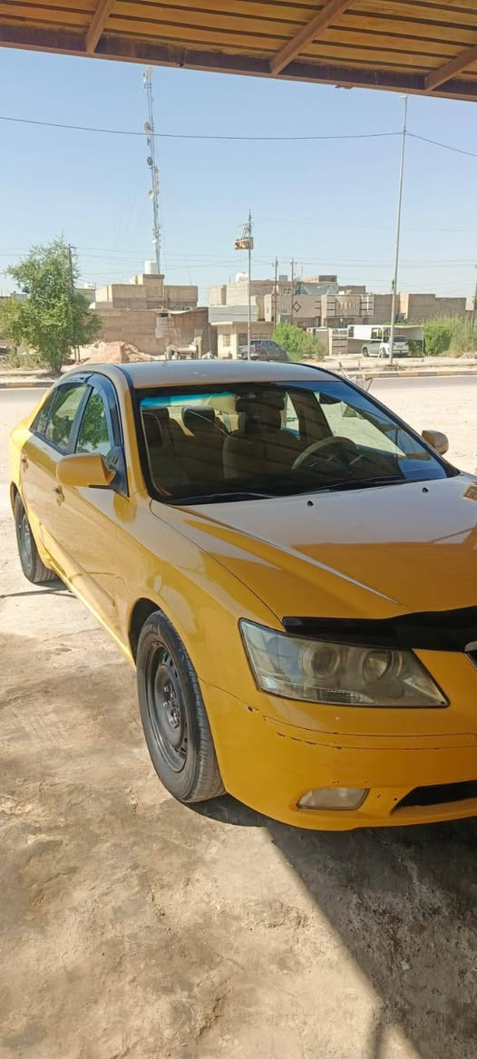 السلام عليكم سوناته موديل ٢٠١٠ وارد مريكي حادثه بس البنيد مبدل ولباقي مكفول تخم تاير تبريد ثلج مكينه وكير جدد حداديه امامي خلفي جديدمنضومه غاز  سياره متعوب عليه دوشمه كامله خاص ماكو تصل وتدلل رقم *********** سعر ١٠٥ وبيه مجال
