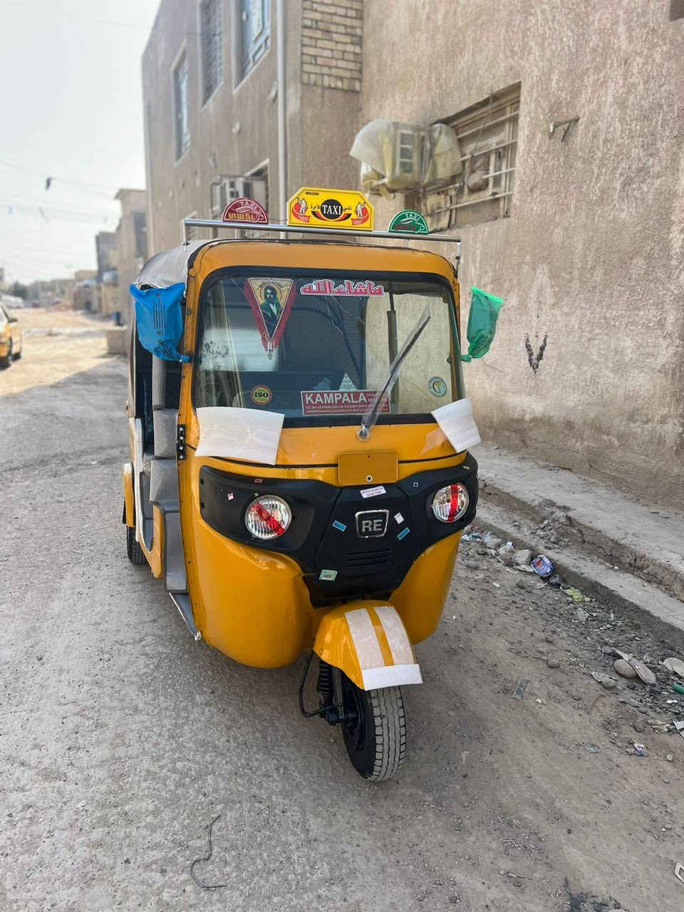 سلام عليكم تكتك لبيع لموديل 2018 شهر 11 تكتك حلوه وخير من لله.مكينه عشرين اوراق  كاملات تكتك كامله كبل لشغل سعر 3900 وبيهه مجال لمكان بغداد عبيدي رقمي ***********
