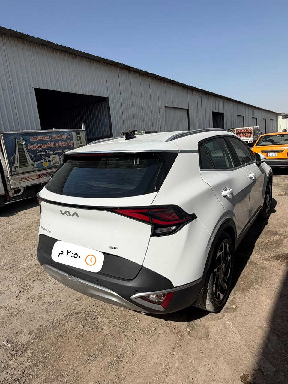 السلام عليكم شباب للبيع سبورتج موديل 2025 ماشية ١٥ الف 
رقم بغداد (الدولي الجديد)
مكفولة كفاله عامة
 بصمه تشغيل باب خلفي كهرباء رادار جانبي كراسي كهرباء كراسي هيتر استيرن هيترمكينه 2000 دوش هاند بريك بصمه
شاحن واير ليس شاشه ابل كار بلي اريل نفكيتركامره دواره دشبول ايبادقطعتين تبريدحساس امامي وخلفي 
لايت زينون + LEDكشافات زينون
بكلايت LEDويل كب 19شفتات مقود
مثبت سرعه نظام مانع الانزلاق 
نظام نزول منحدرات نظام الايزو فكس
درايف مود SMART/SPORT/Eco/NORMAL
اشاير بل مري والمري قابله للطي
مخارج USB + مخرج كشن USB
تطعيم الدواخل المنيوم + اسود لماع
  مكاني بغداد
شارع فلسطين
للاستفسار ***********
