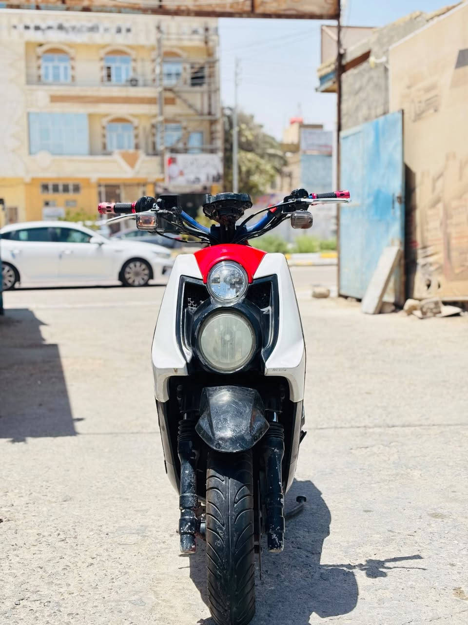 سكنس جبلي مفتوحه للبيع من الزيتون نضيفه السعر ٦٥٠ وبيها مجال مستعجل عليها *********** ناصريه مركز
