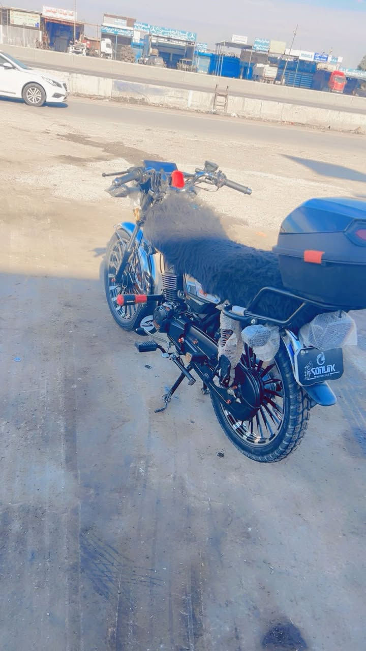 دراجه سونك موديل 2025. للبيع السعر مليون 50 وبيه مجال قليل العنوان بغداد فلكه سلمان ما متواجد علا الفيس المحرك 200 ضاقطه وزنجيل الدراجه زيرو زيرو ماشيه قليل الهاتف ***********
